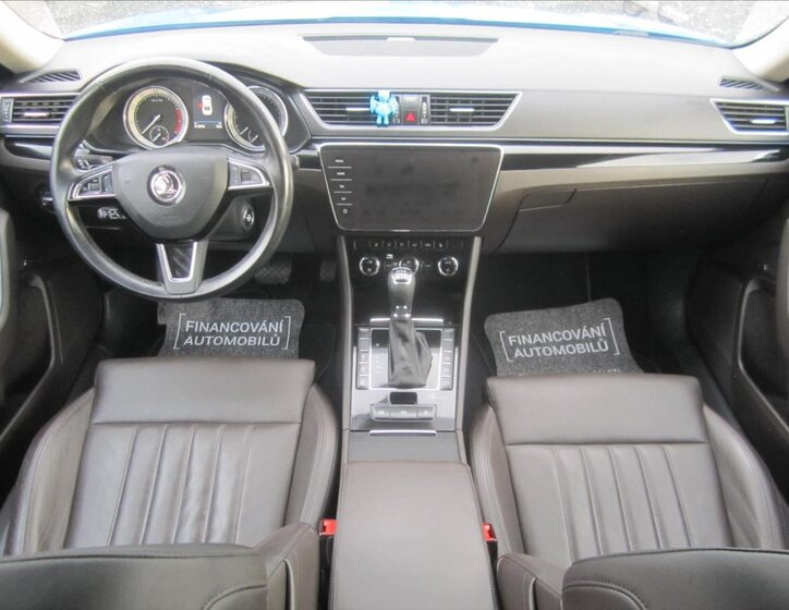 Škoda Superb Liftback 2,0 l 200 kw