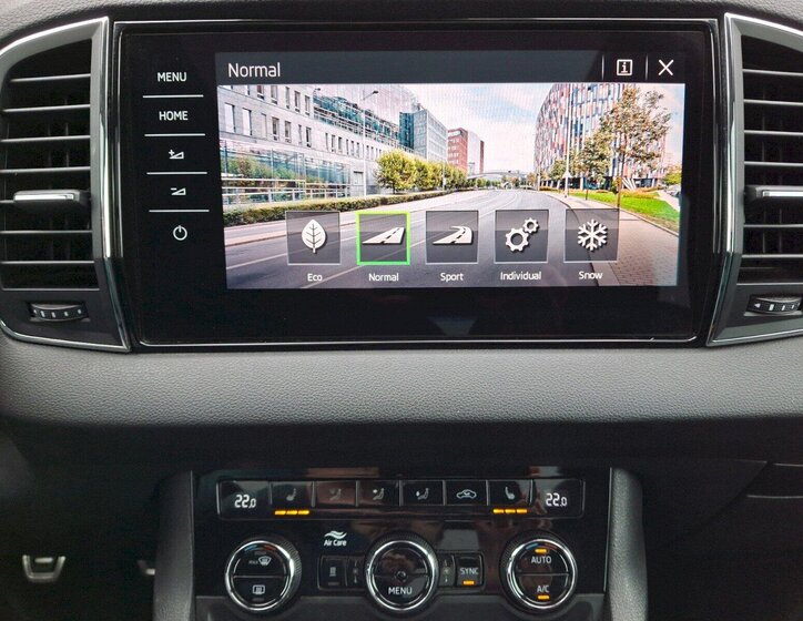 Škoda Karoq SUV 2,0 l 110 kw