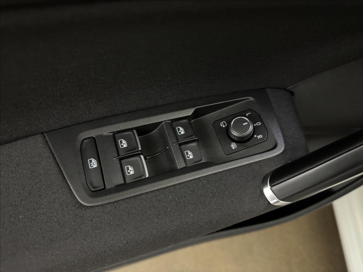 Volkswagen Touran MPV 2,0 l 140 kw
