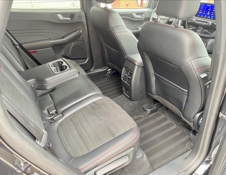 Ford Kuga SUV 2,0 l 110 kw