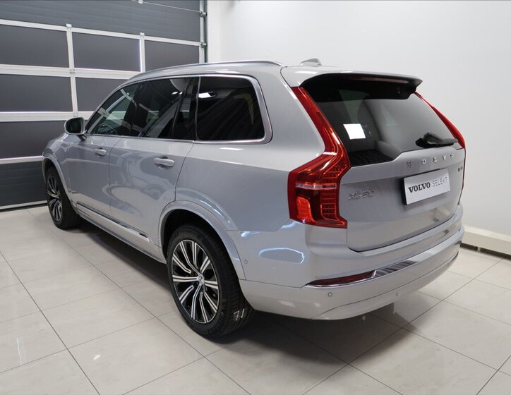 Volvo XC90 6