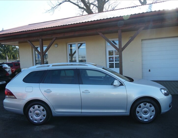 Volkswagen Golf Kombi 1,4 l 90 kw