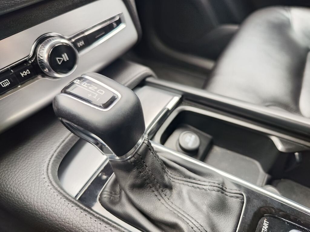 Volvo XC90 SUV / Terénní 2,0 l 235 kw