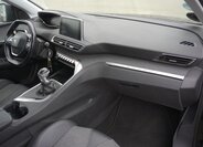 Peugeot 5008 SUV 1,2 l 96 kw