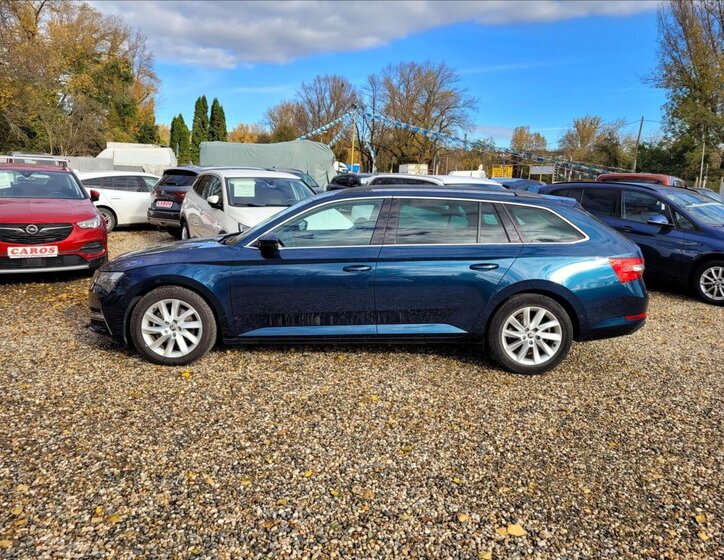 Škoda Superb 3