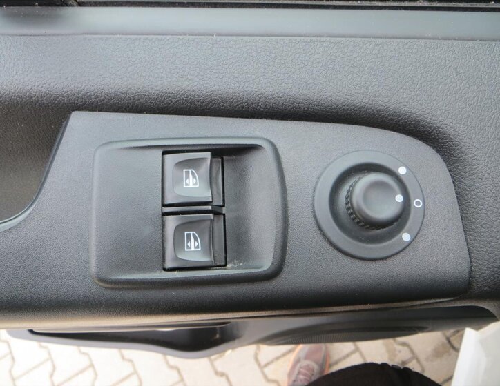 Renault Trafic Skříň 2,0 l 107 kw