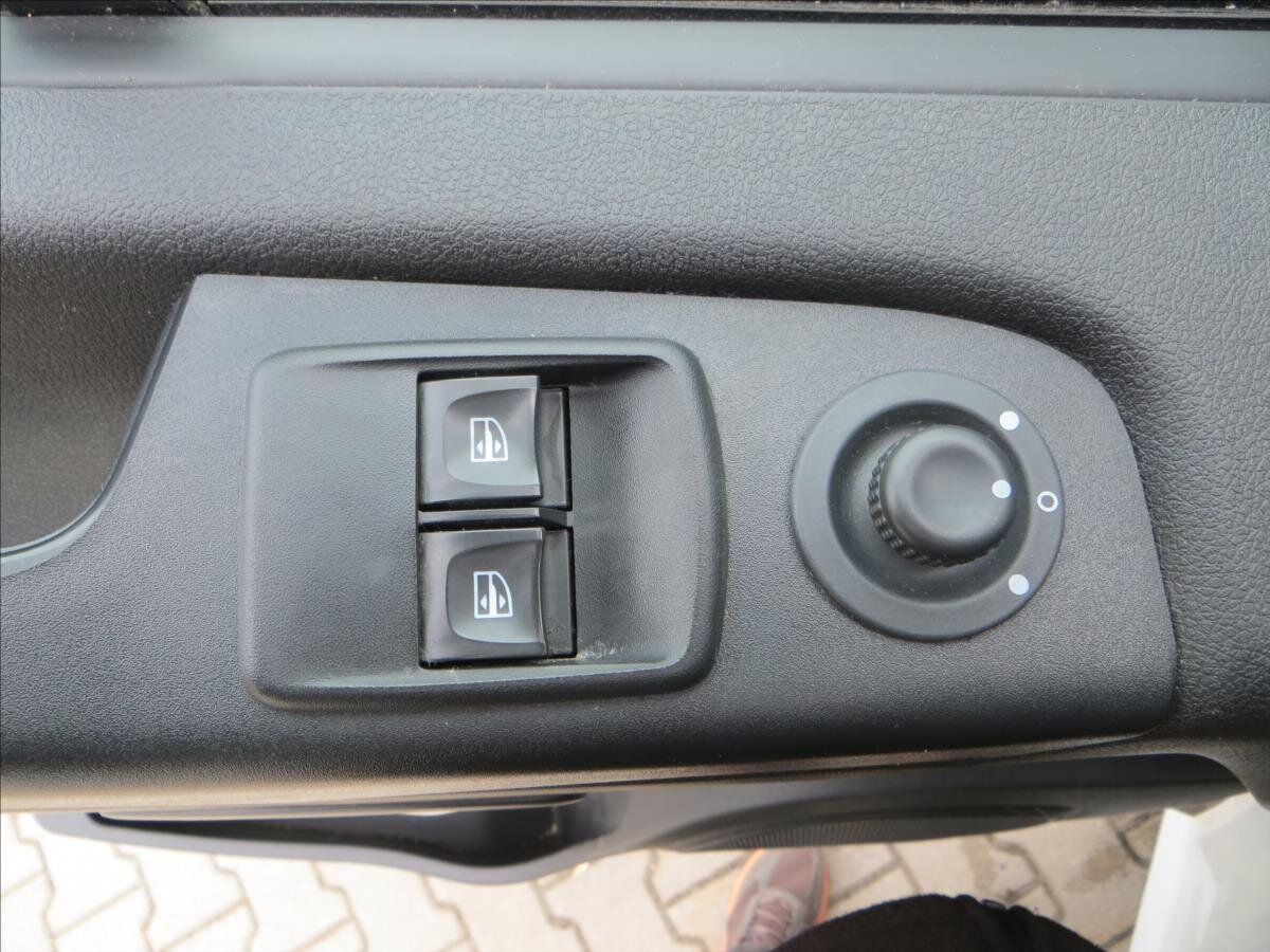 Renault Trafic Skříň 2,0 l 107 kw