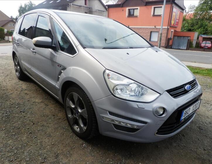 Ford S-MAX 3