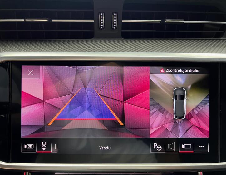 Mercedes-Benz GLC 13