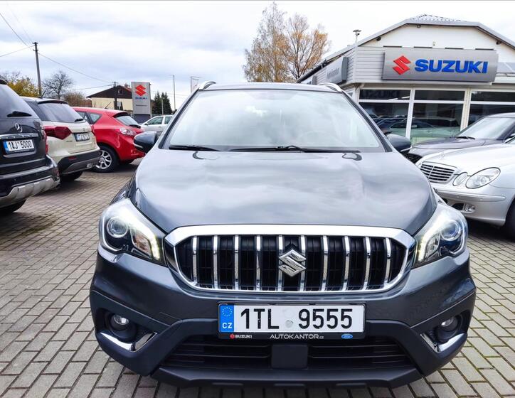 Suzuki S-Cross 5