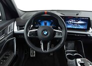 BMW X2 SUV 2,0 l 221 kw
