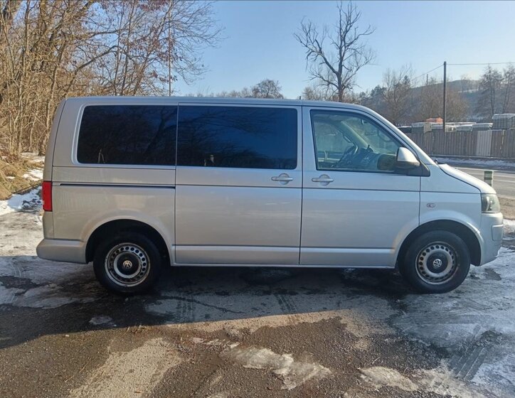 Volkswagen Multivan MPV 2,0 l 75 kw