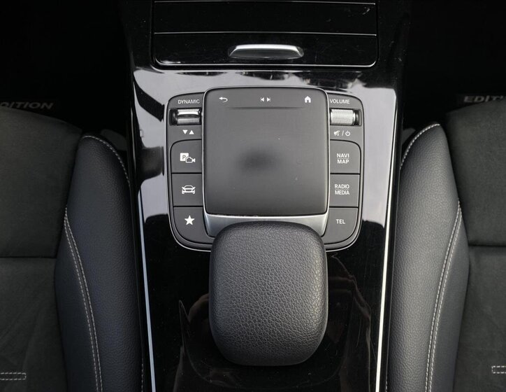 Mercedes-Benz CLA Kupé 1,3 l 118 kw