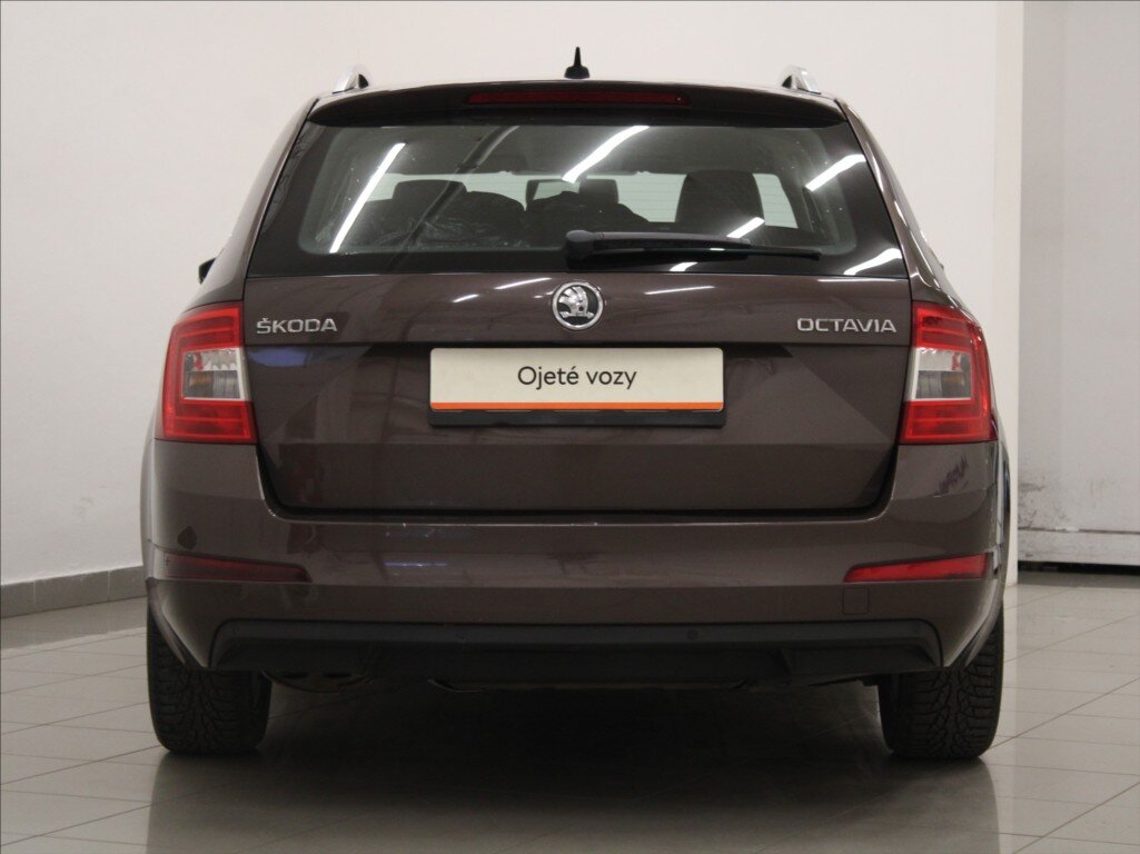 Škoda Octavia Kombi 2,0 l 110 kw