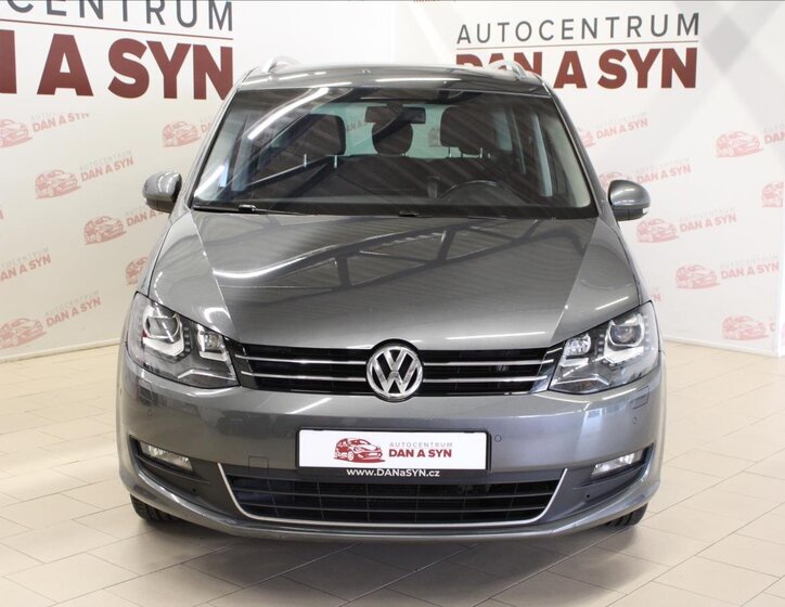 Volkswagen Sharan Kombi 2,0 l 103 kw