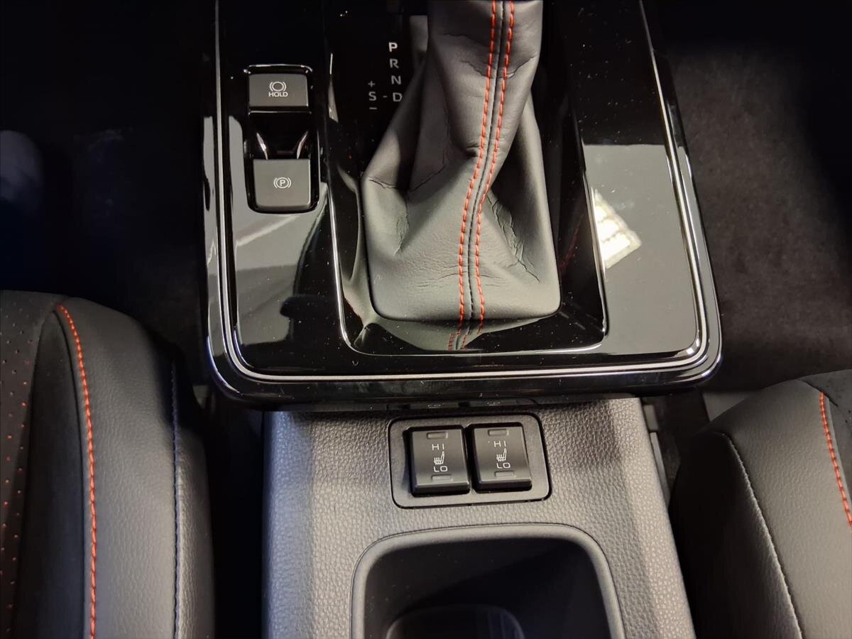 Toyota Corolla Cross SUV 2,0 l 131 kw