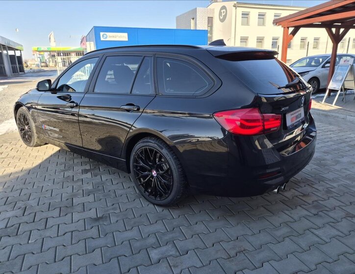 BMW Řada 3 Kombi 2,0 l 140 kw