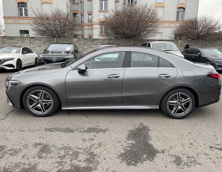 Mercedes-Benz CLA 2