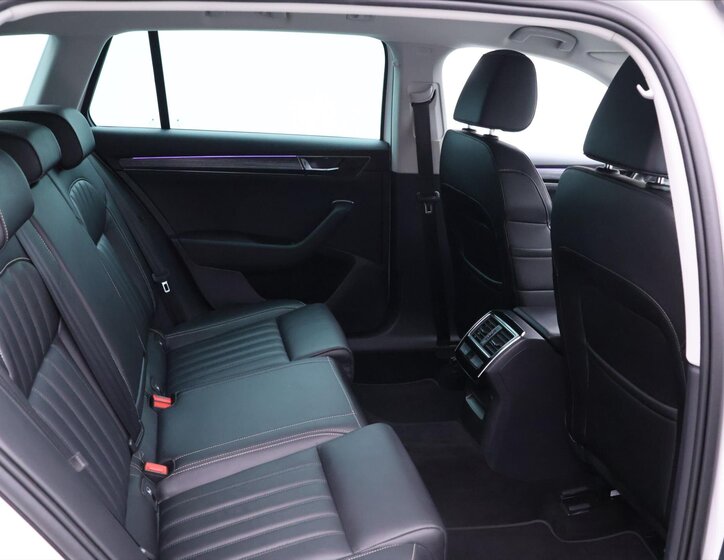 Škoda Superb Kombi 2,0 l 140 kw