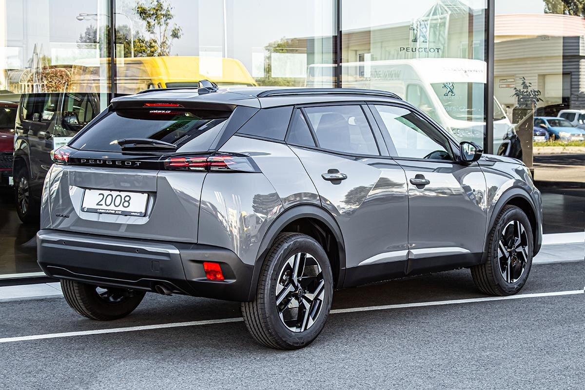 Peugeot 2008 SUV / Terénní 1,2 l 81 kw