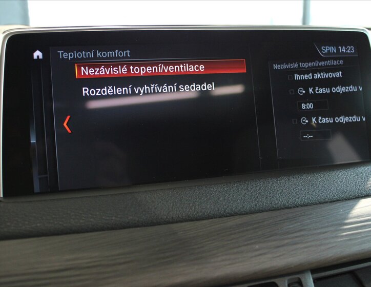 BMW X5 SUV / Terénní 3,0 l 230 kw