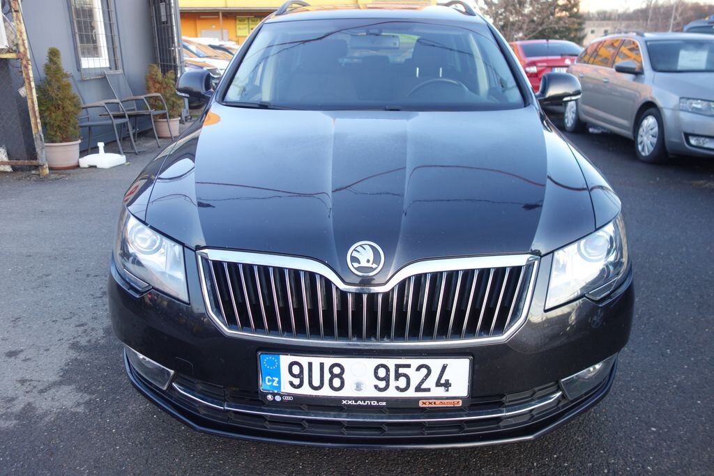 Škoda Superb