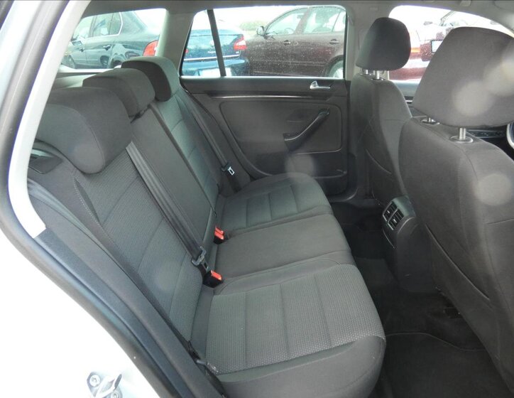 Volkswagen Golf Kombi 1,4 l 90 kw