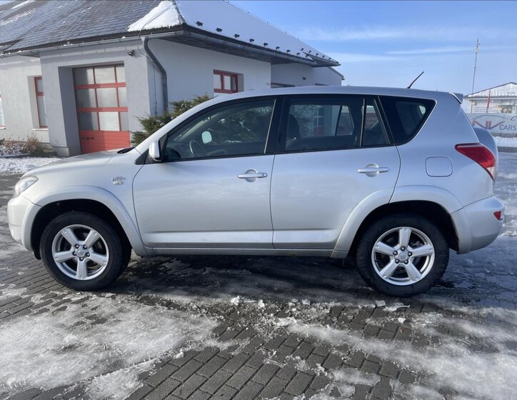Toyota RAV4 31