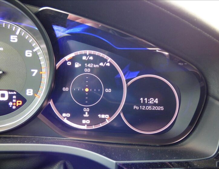 Porsche Cayenne SUV 2,9 l 324 kw