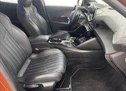 Peugeot 2008 SUV / Terénní 1,2 l 114 kw