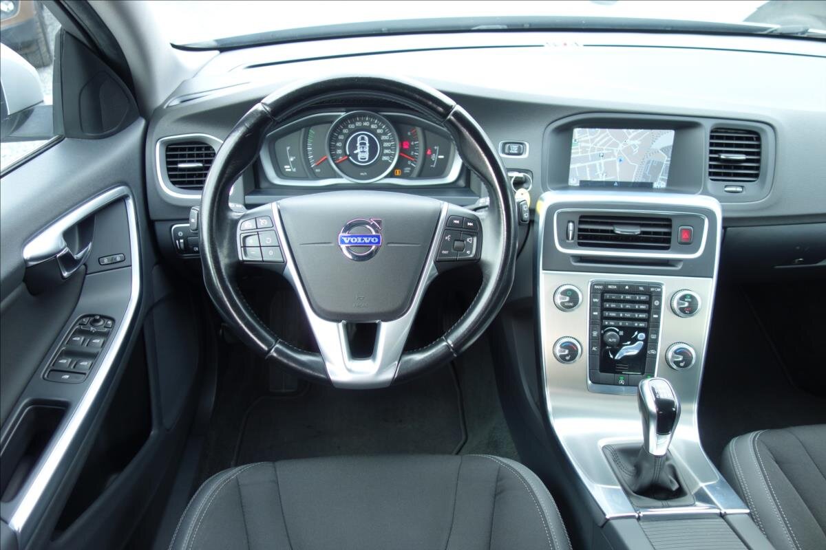 Volvo V60 Kombi 2,0 l 133 kw