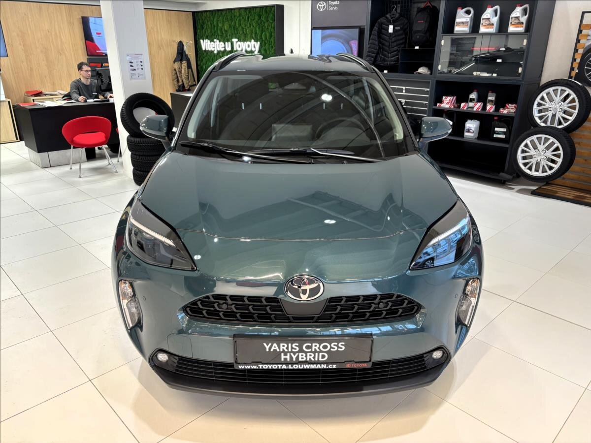 Toyota Yaris Cross SUV 1,5 l 85 kw