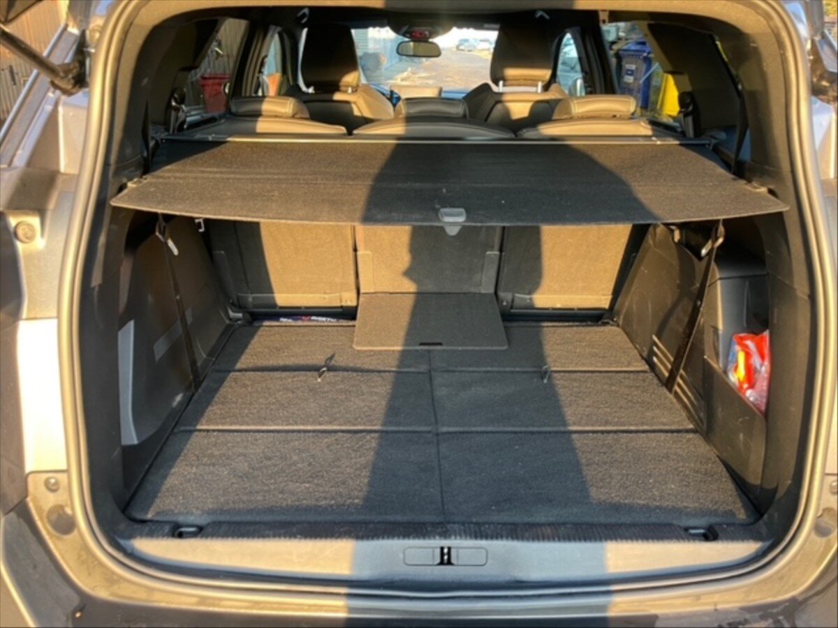 Peugeot 5008 SUV / Terénní 1,5 l 96 kw