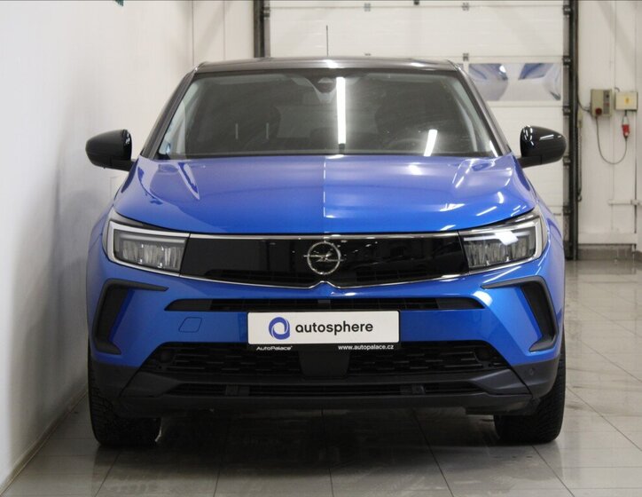 Opel Grandland SUV / Terénní 1,2 l 96 kw