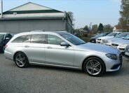 Mercedes-Benz Třídy E Kombi 2,0 l 143 kw