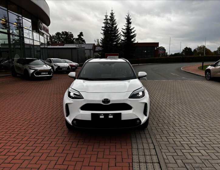 Toyota Yaris Cross 2