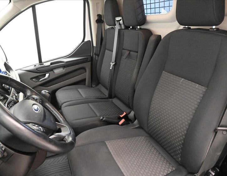 Ford Transit Custom Skříň 2,0 l 96 kw