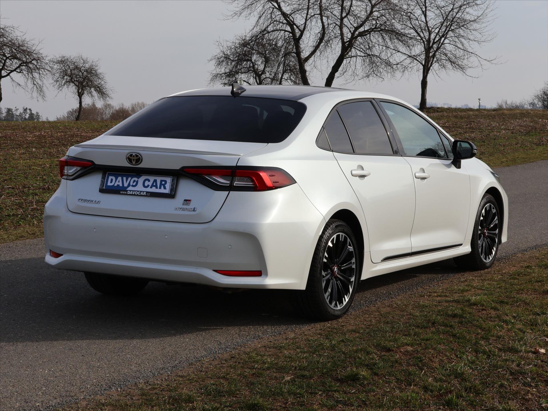 Toyota Corolla Sedan / Limuzína 1,8 l 72 kw
