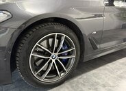 BMW Řada 5 Kombi 3,0 l 210 kw