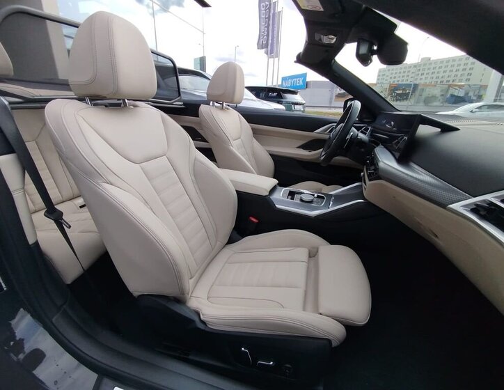 BMW Řada 4 Kabriolet 0,0 275 kw