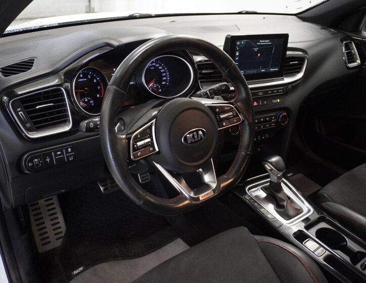 KIA ProCeed Hatchback 1,6 l 150 kw