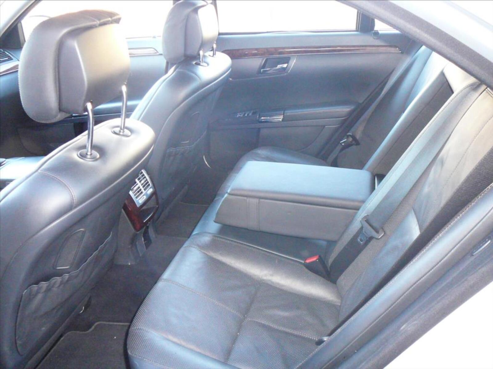 Mercedes-Benz Třídy S 8