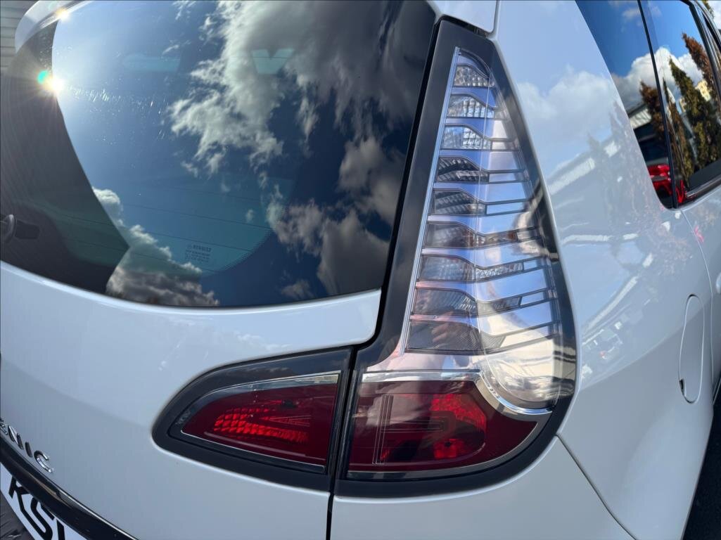 Renault Scénic MPV 1,2 l 97 kw