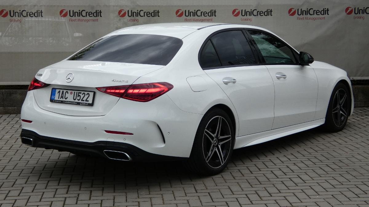 Mercedes-Benz Třídy C Sedan / Limuzína 2,0 l 190 kw