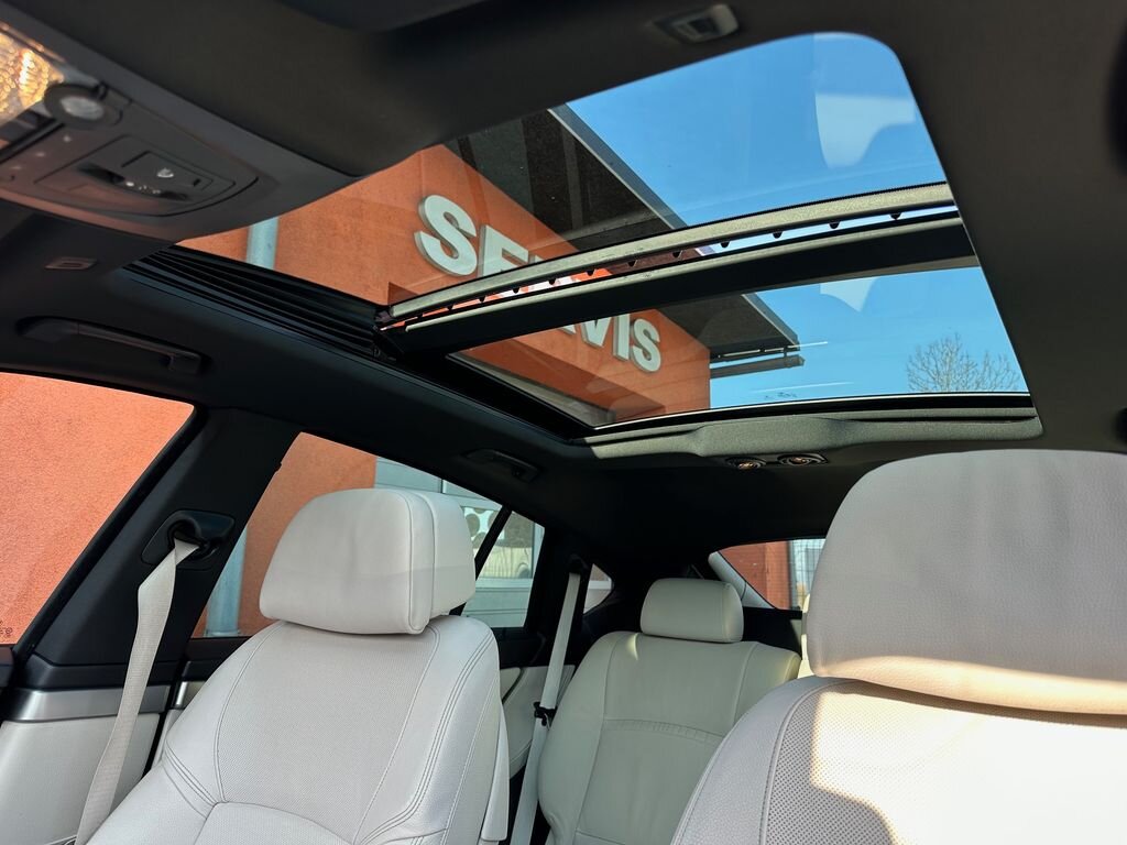 BMW Řada 5 Liftback 3,0 l 230 kw