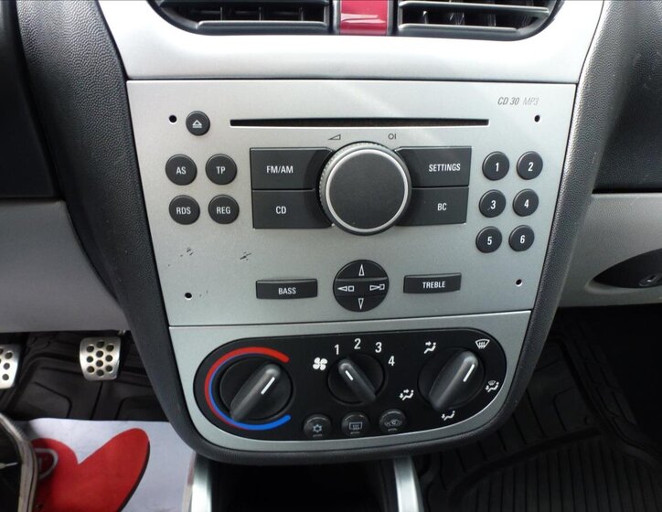 Opel Tigra Kabriolet 1,4 l 66 kw