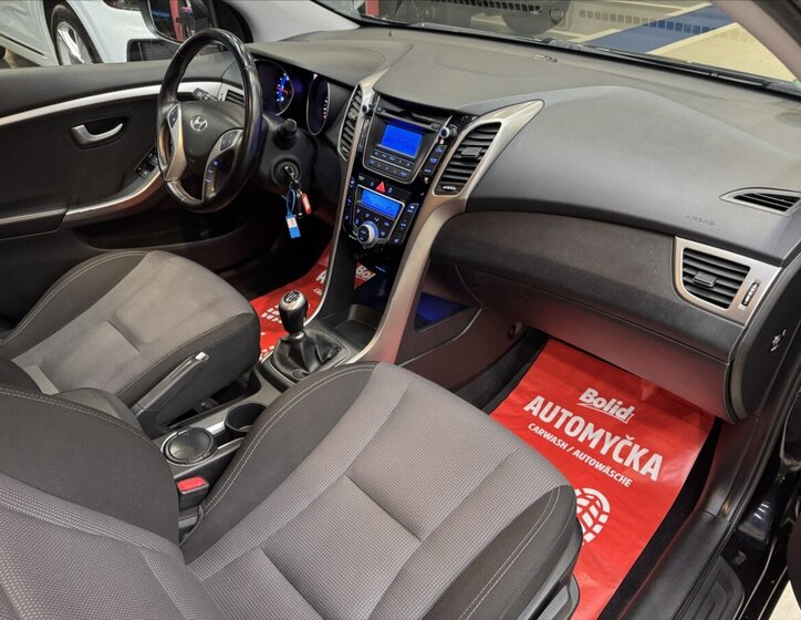 Hyundai i30 Kombi 1,6 l 81 kw