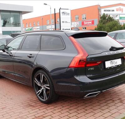 Volvo V90 6