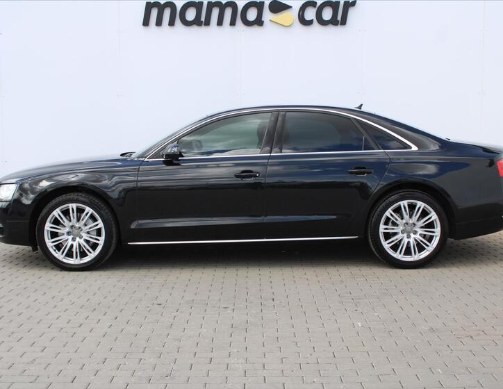 Audi A8 4