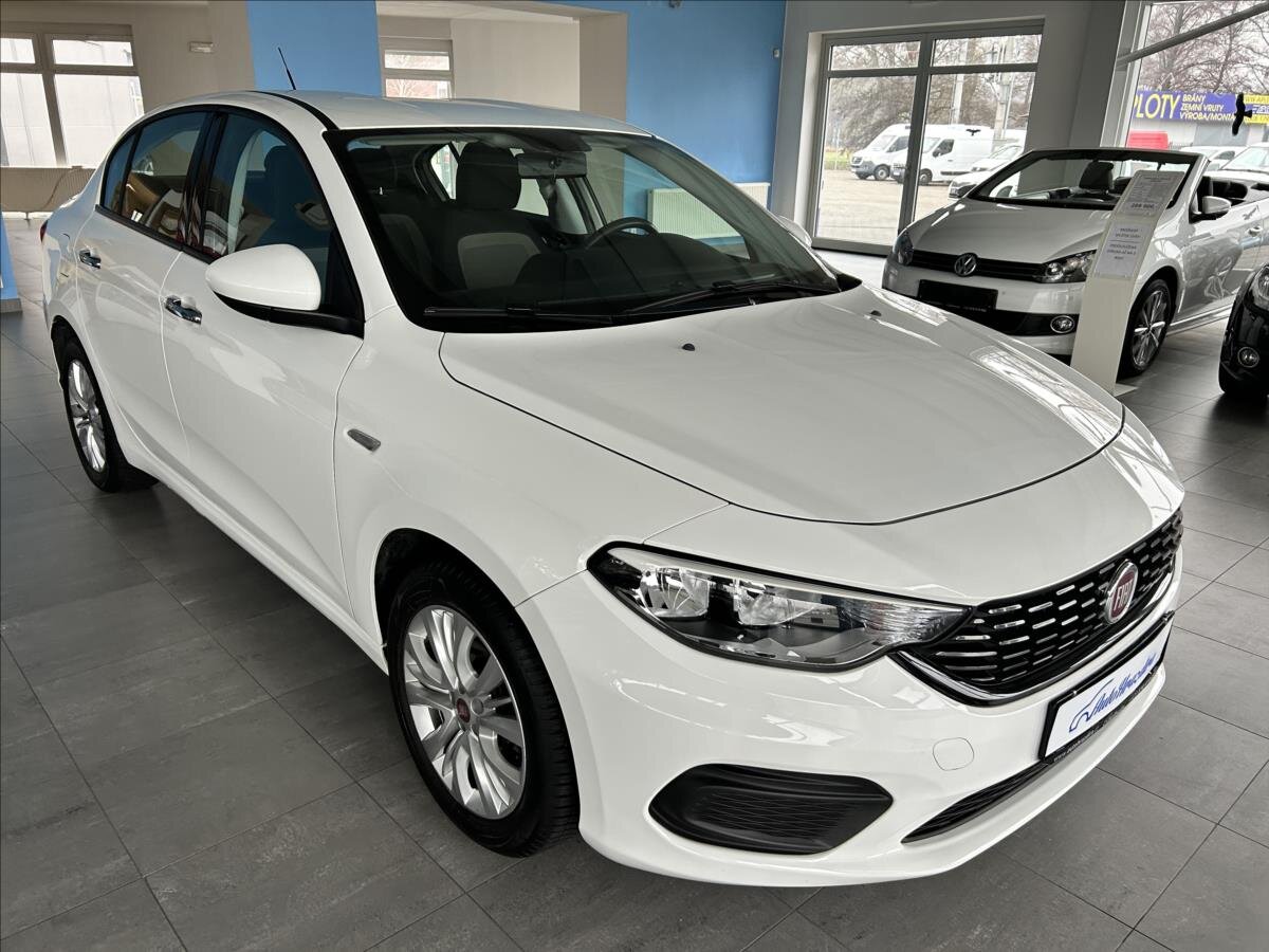 Fiat Tipo Sedan / Limuzína 1,4 l 70 kw
